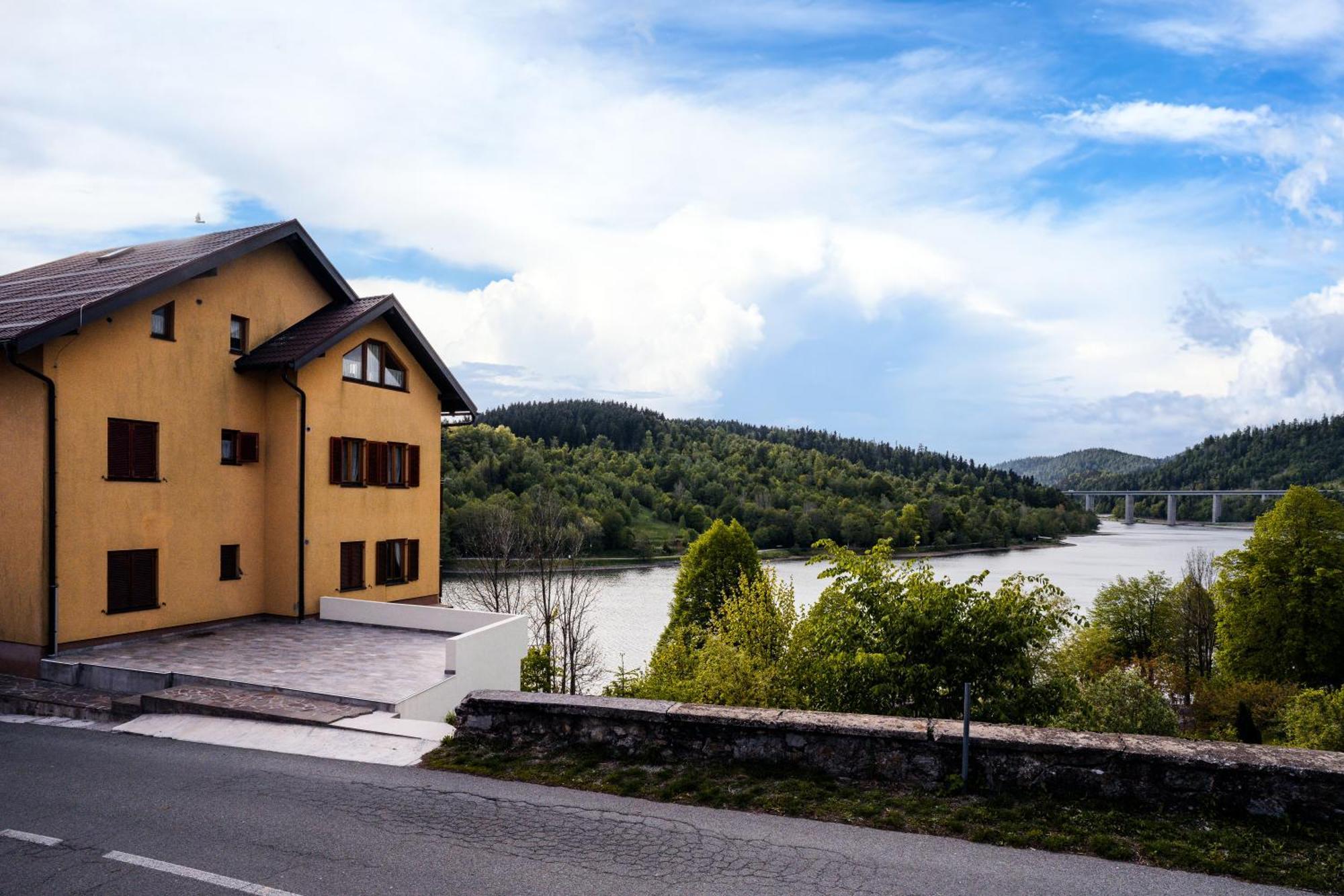 Cozy Apartment Lida Near Lake Bajer, Fužine Екстериор снимка